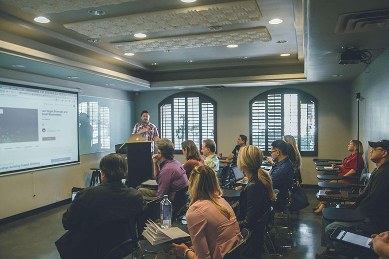 コストを抑えて効果的なPR動画を制作するコツ