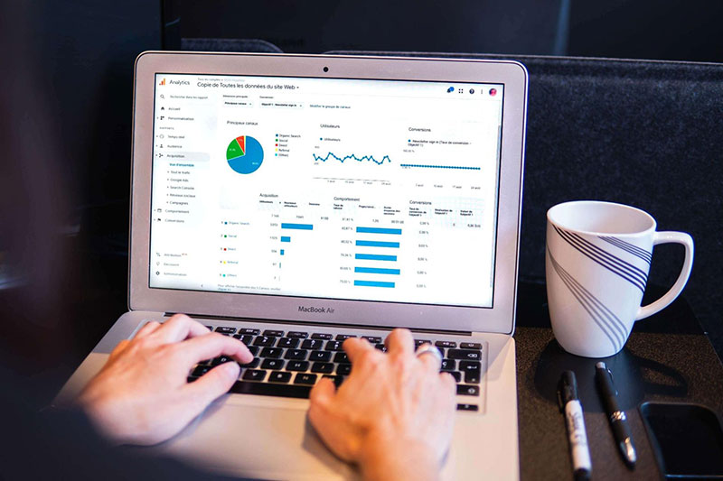 サービス紹介資料の作り方を3つのステップで解説